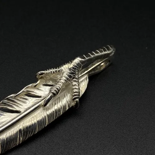 Eagle Claw Gold Feather