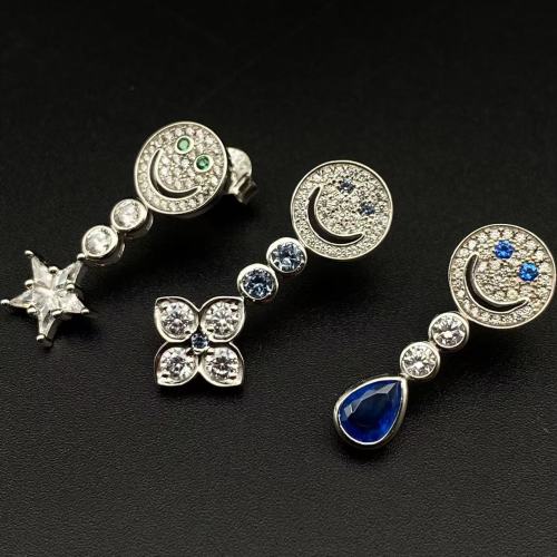 Smiling pendant earrings