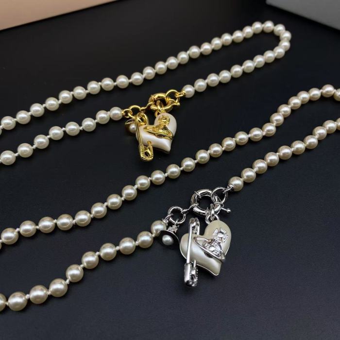 Love pin, pearl necklace, gold/silver