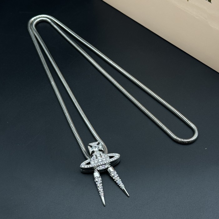 Saturn Tie Knot Necklace