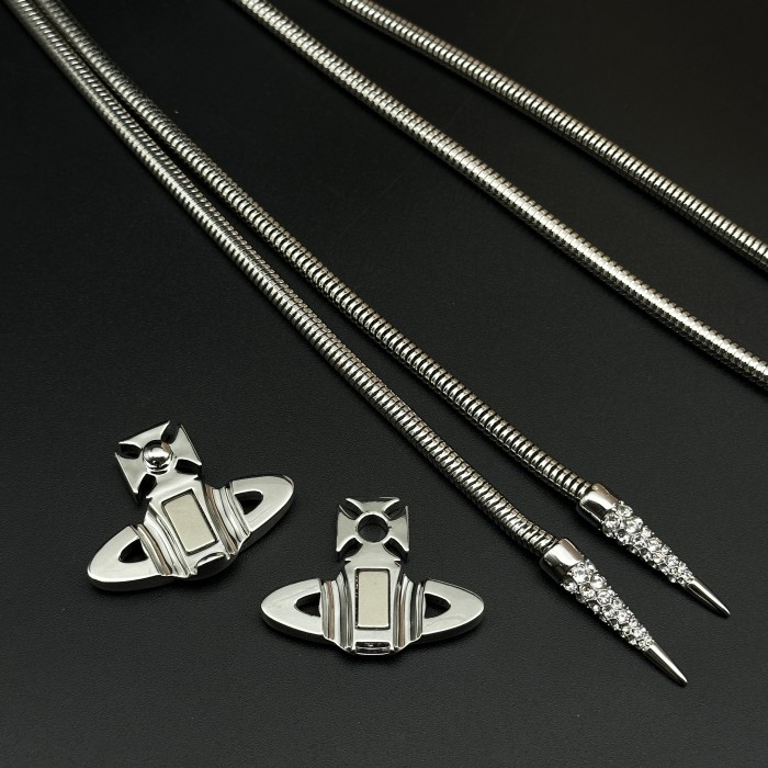 Saturn Tie Knot Necklace