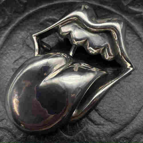 Big tongue belt buckle