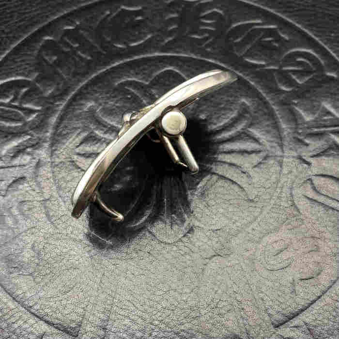 Big cross belt buckle