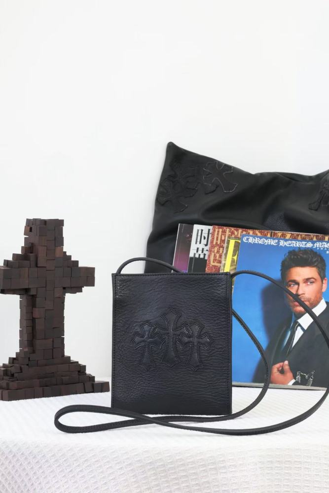 Leather cross tote bag