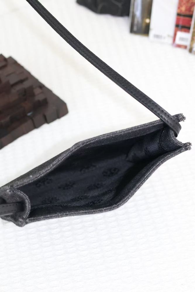 Cloth silver buckle cross tote bag