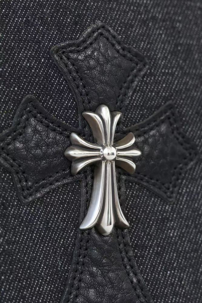 Cloth silver buckle cross tote bag