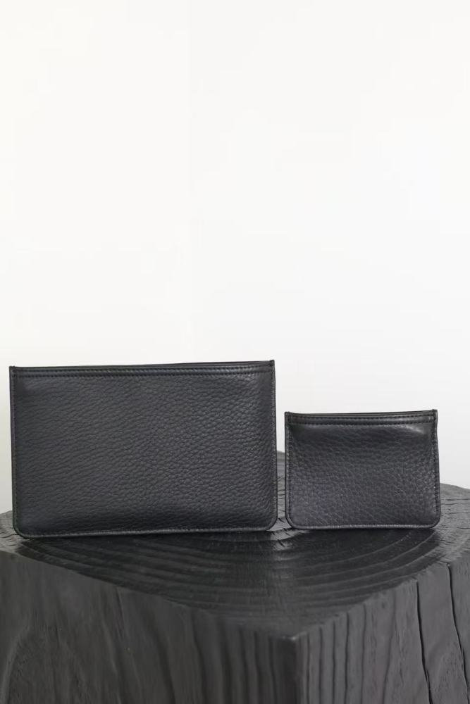 Rectangular zippered handbag