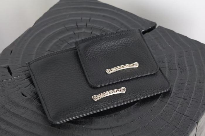 Rectangular zippered handbag