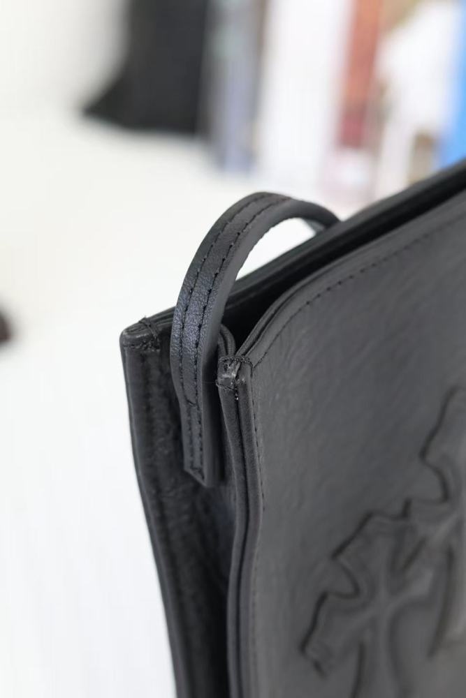 Leather cross tote bag