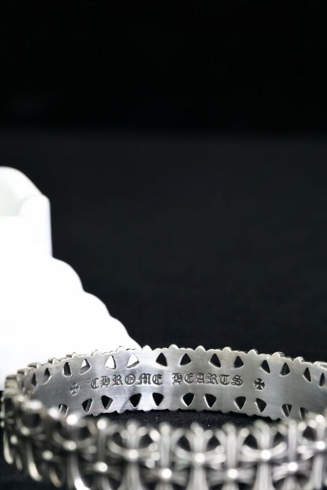 Full cross wristband