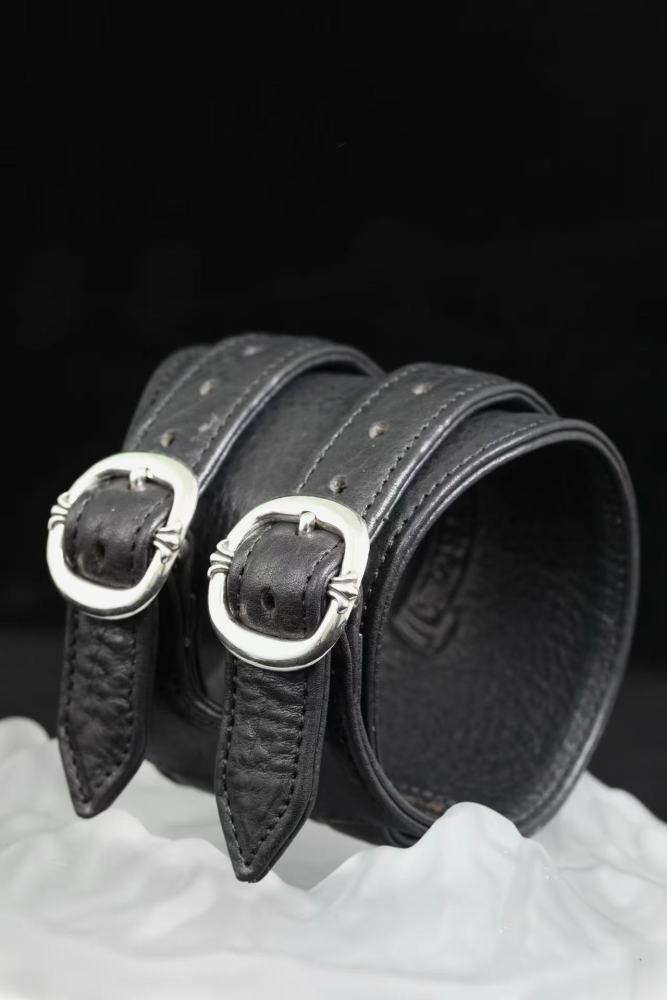 Double buckle wristband