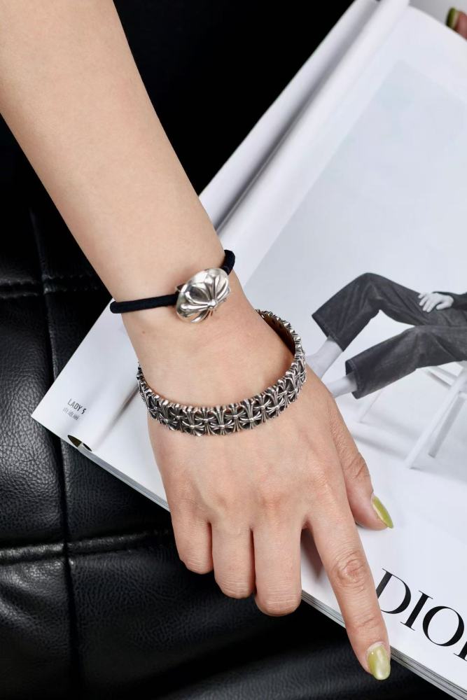 Full cross wristband