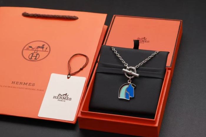 Enamel horse head necklace