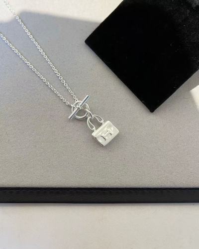 Kangkang Bag Necklace