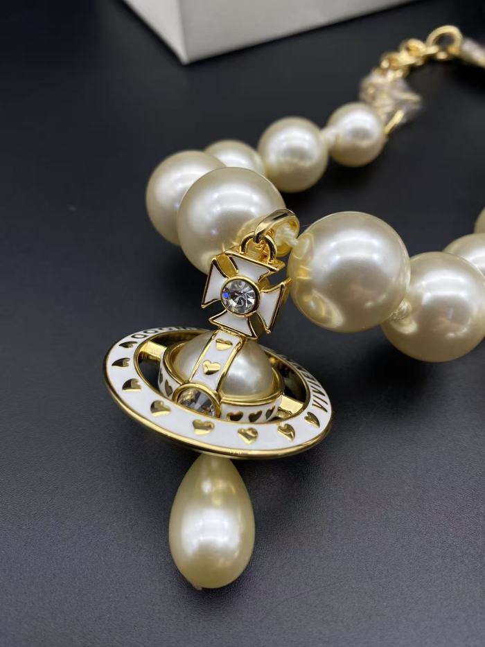 Nana Large Pearl Necklace