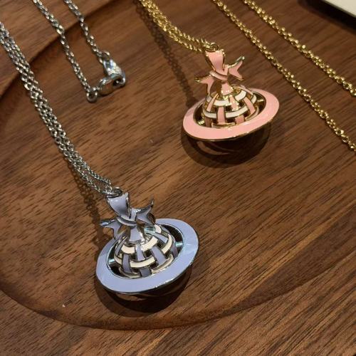 Weaving Saturn necklace