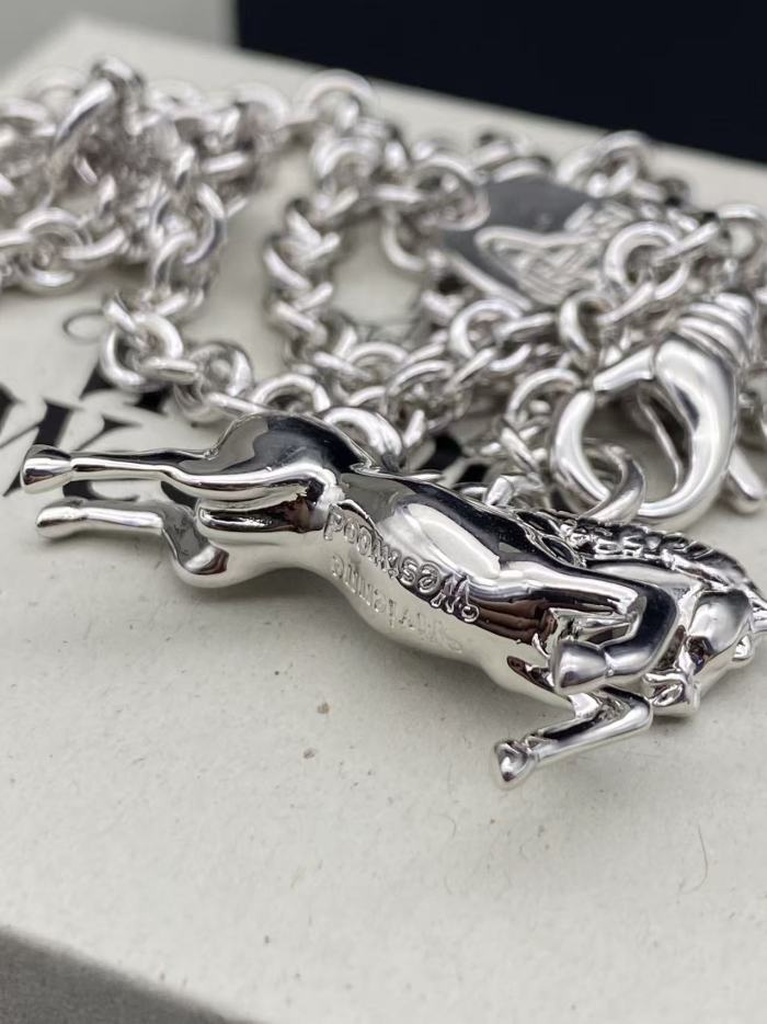 Pony necklace