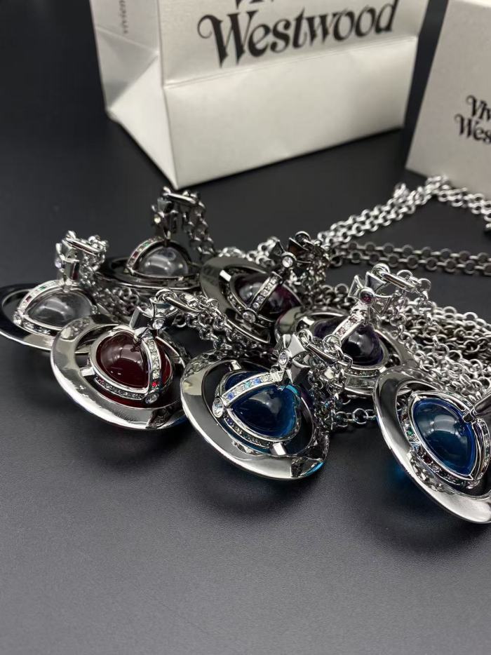 Large Pilot Necklace