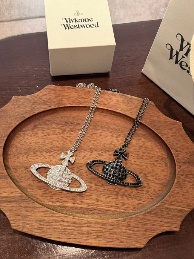 Large full diamond Saturn necklace