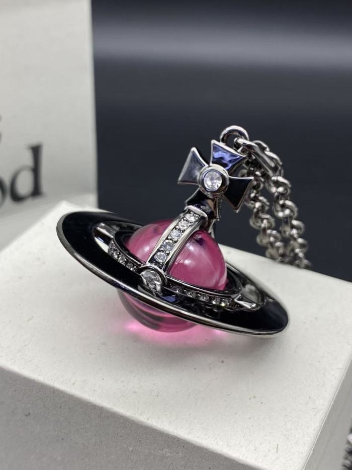 Large Pilot Necklace