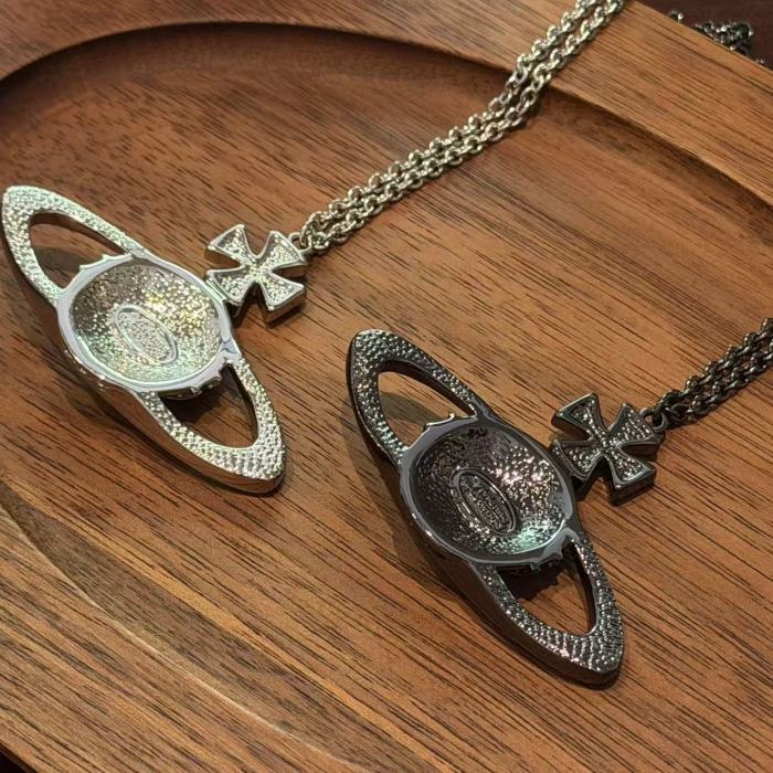 Large full diamond Saturn necklace