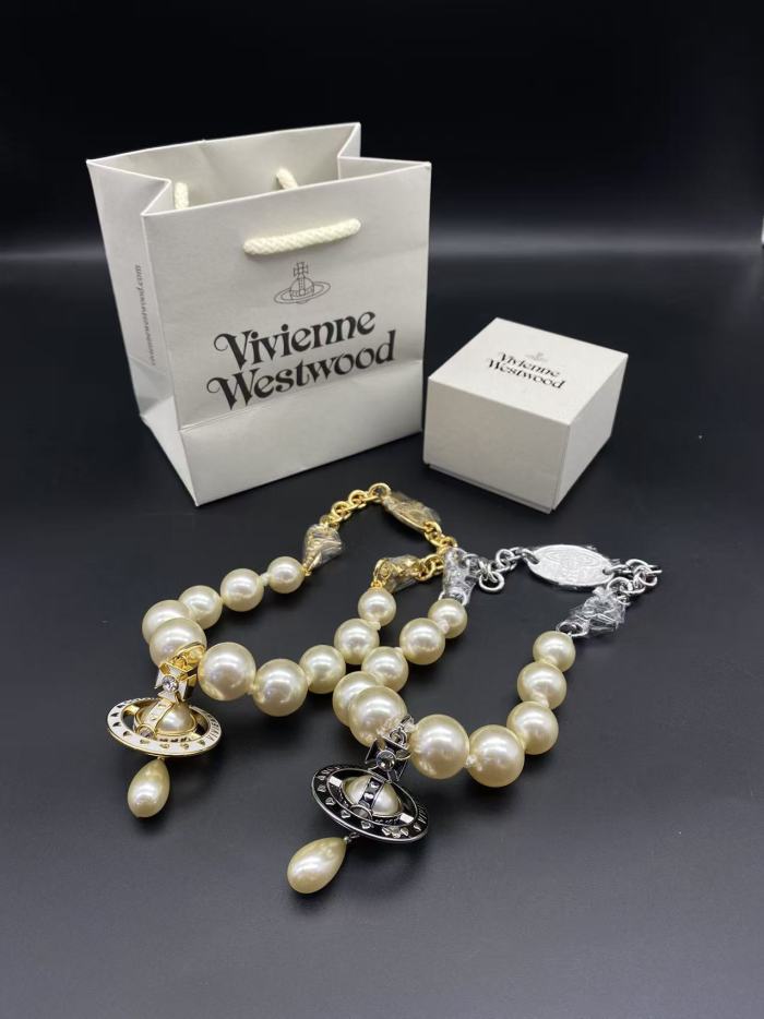 Nana Large Pearl Necklace