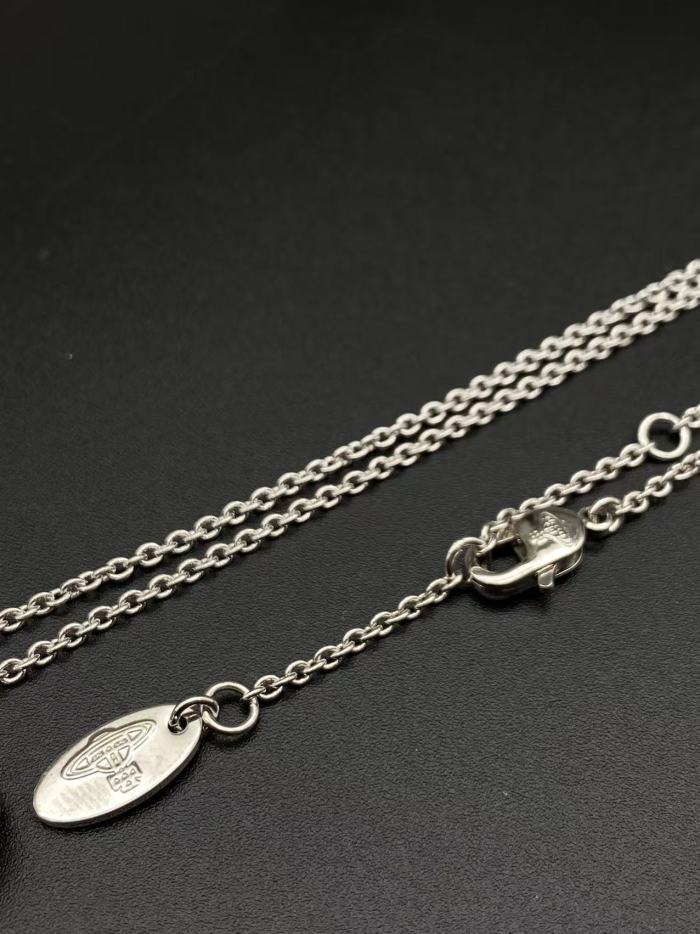Hazelnut necklace