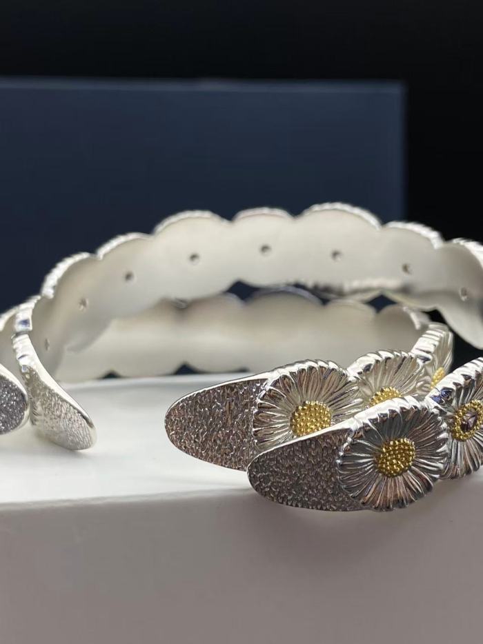 Daisy Bracelet
