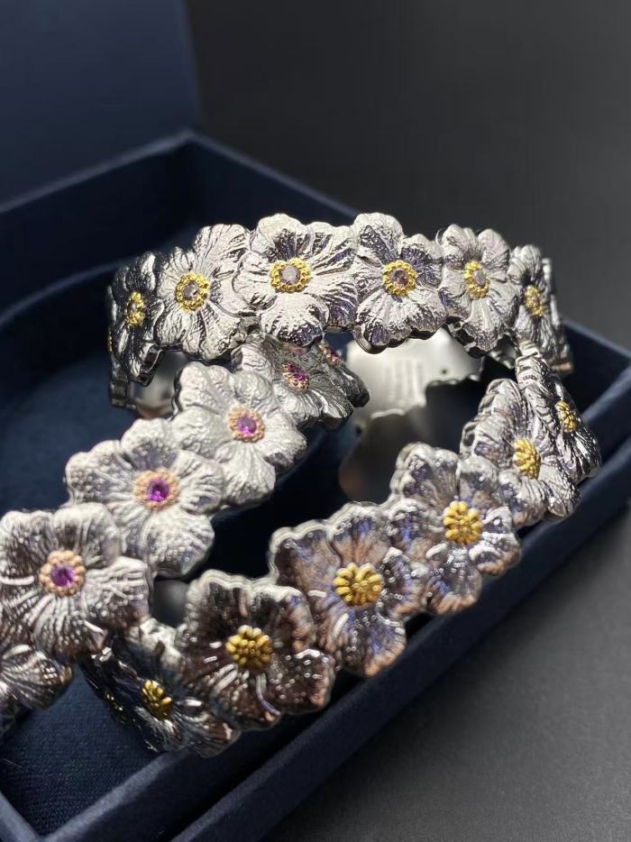 Gardenia Bracelet