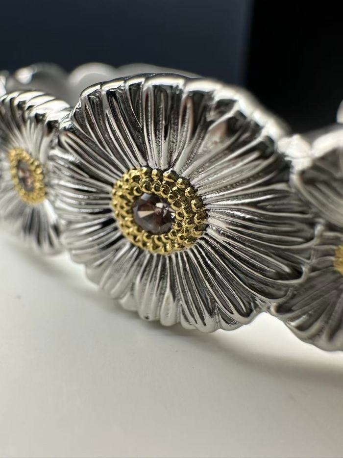 Daisy Bracelet