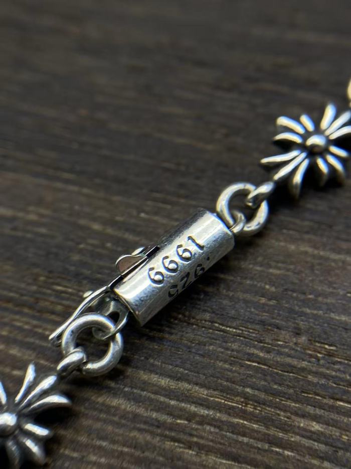 Diamond Cross Integrated Chain
