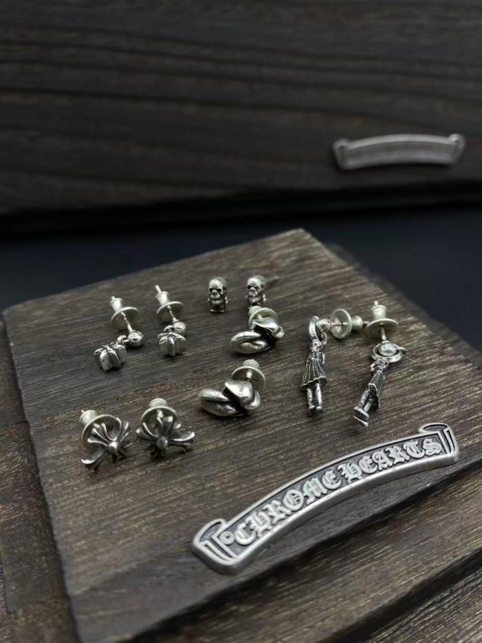 Five types of earrings