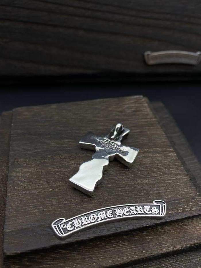 Medium pendant