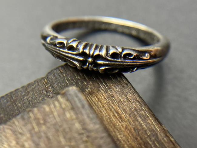 Narrow KT ring