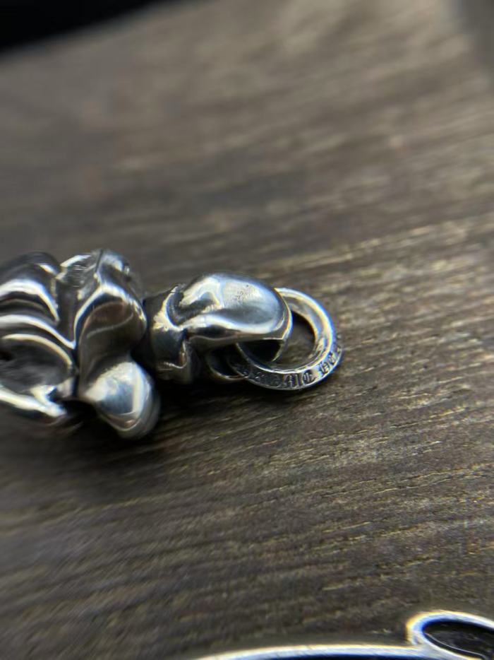 Rotating tongue pendant