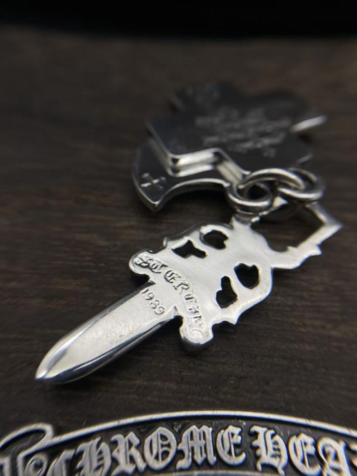 Three in one pendant