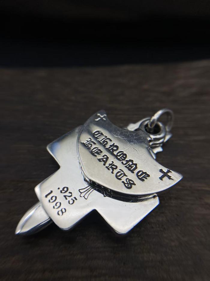 Three in one pendant