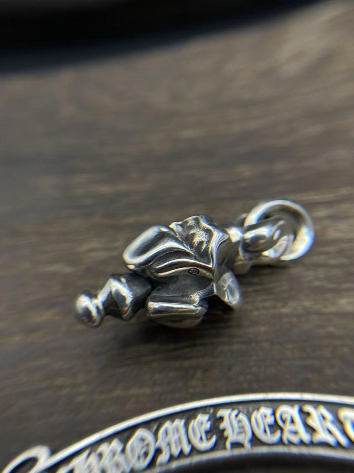 Rotating tongue pendant