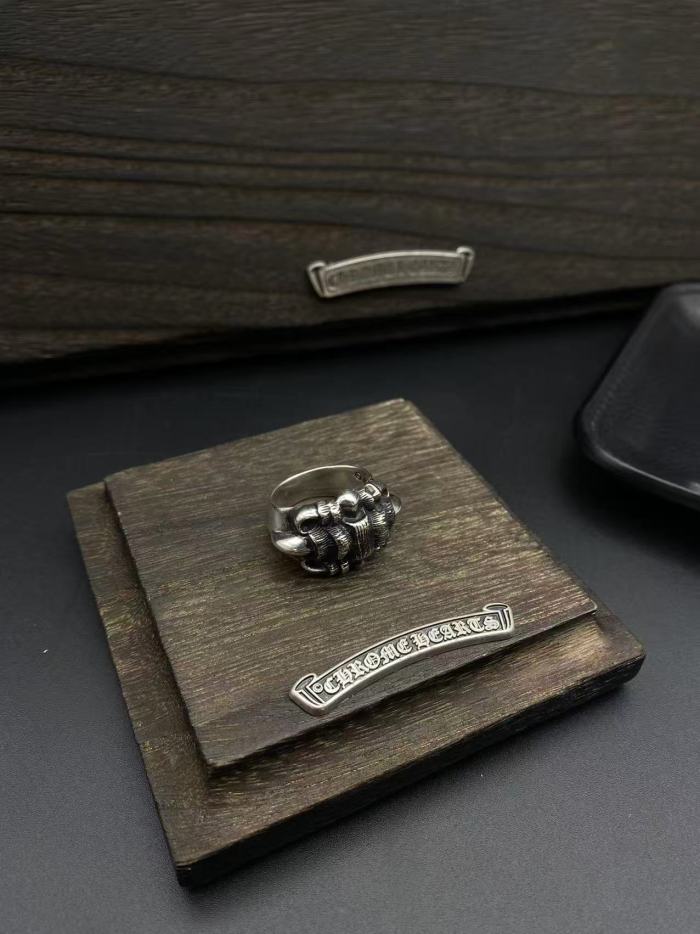 Eagle Claw Ring