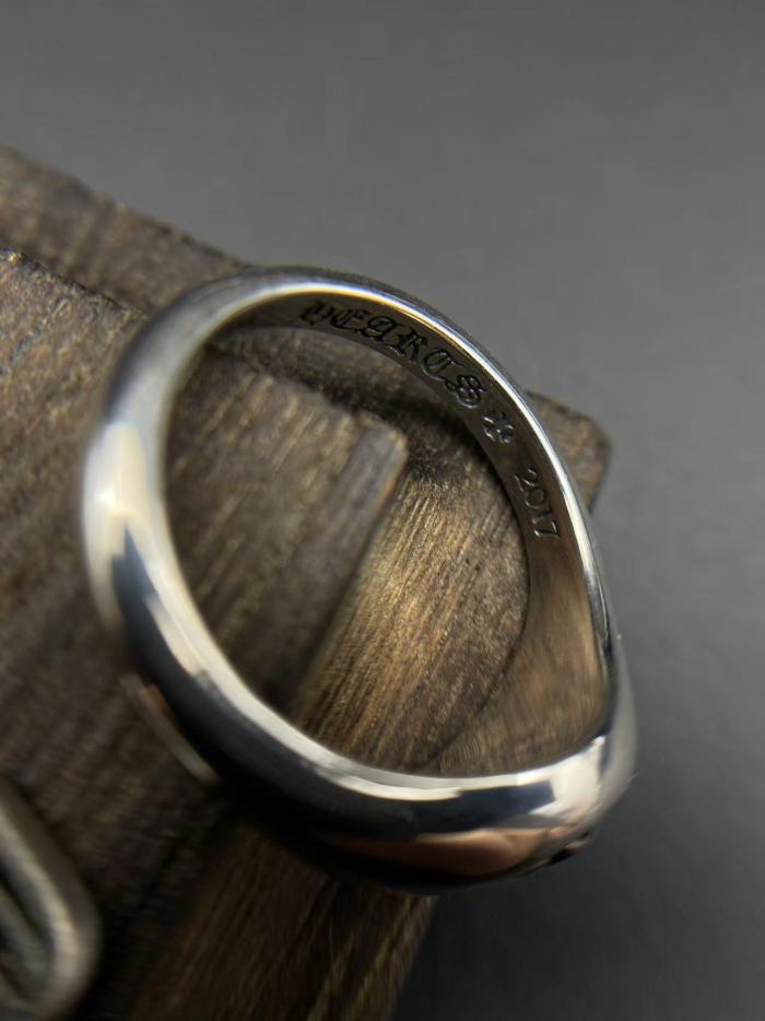 Three cross seal rings