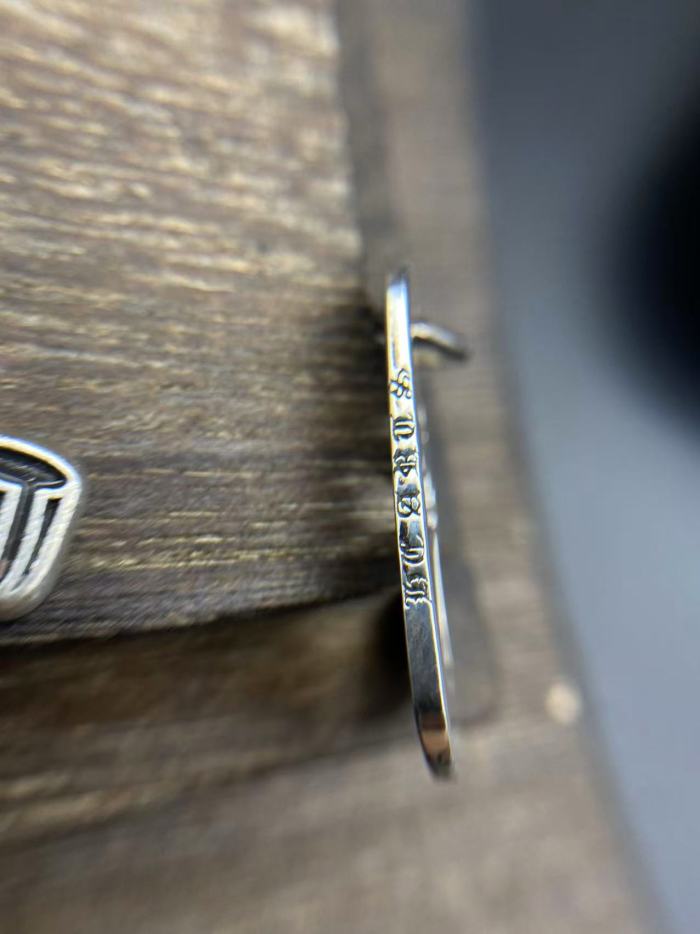 Pick Pendant