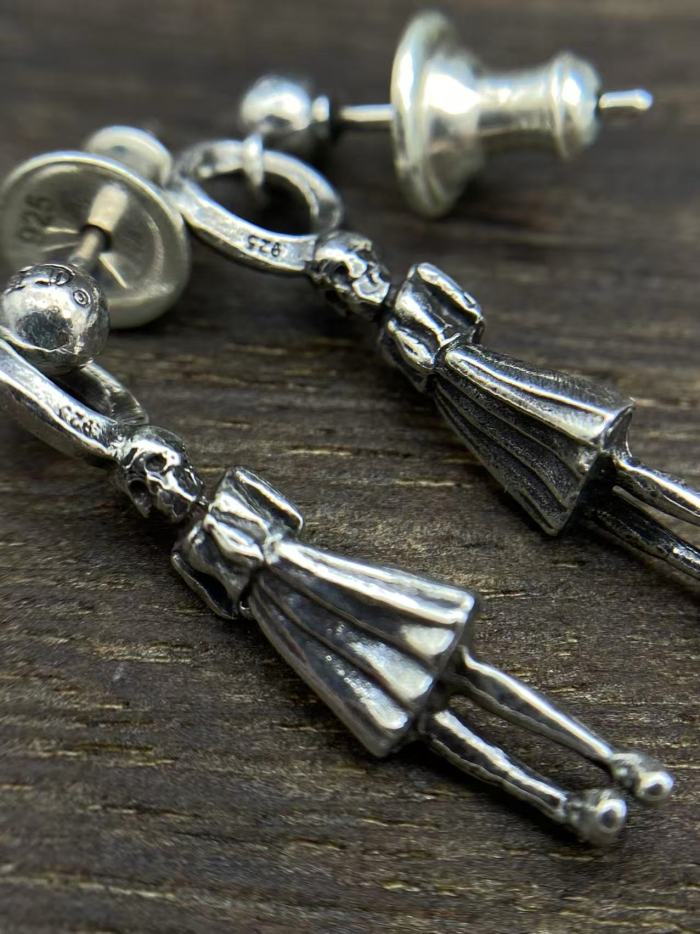 Five types of earrings
