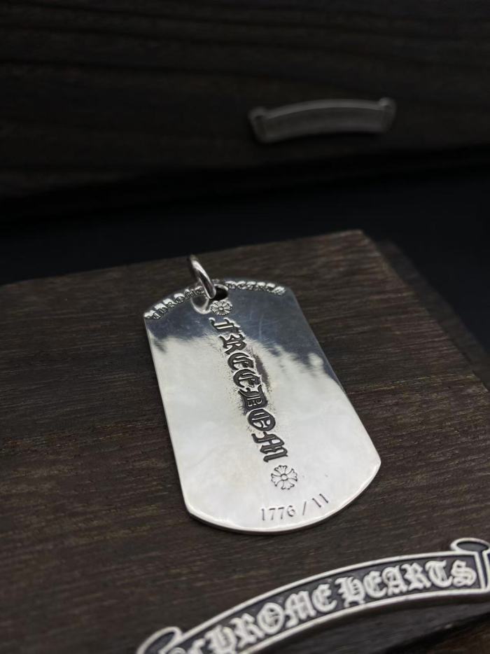 Military pendant