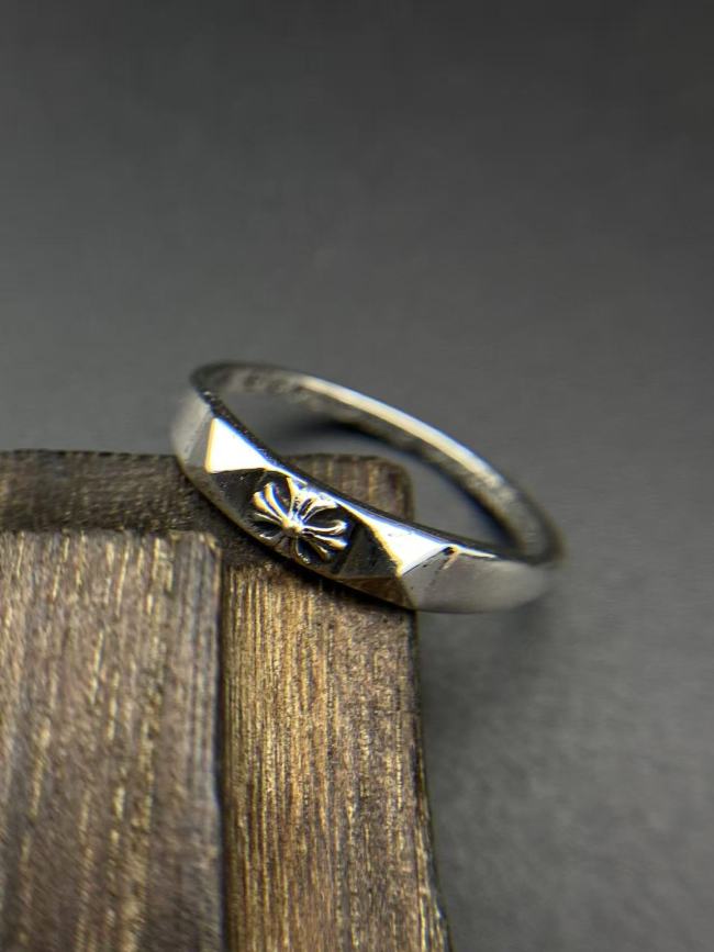 Cross flower ring