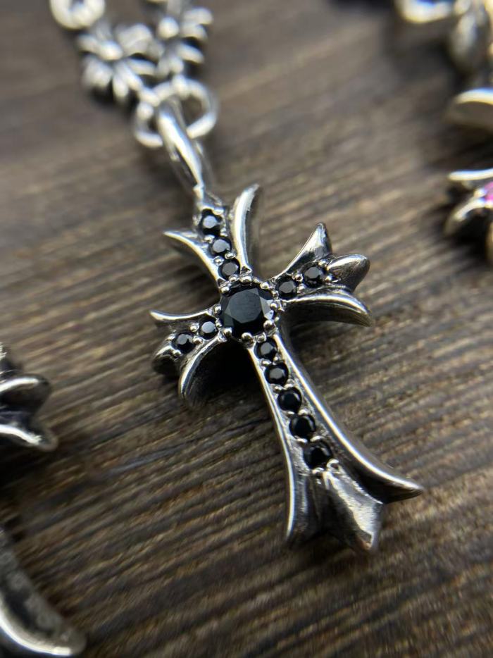Diamond Cross Integrated Chain