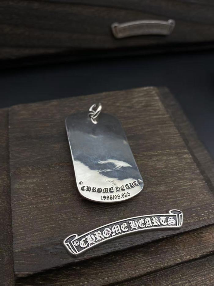 Military pendant